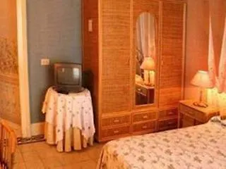 Bonapace Mergellina Bed & Breakfast 2*
